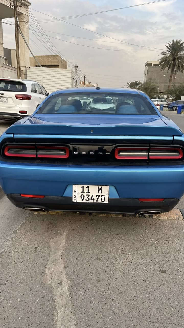 جالنجر موديل. 2019
لون بحري 
رقم بغداد بسمي  
ماشية ٧٠ 
مكينة وكير 
حدادية تايرات 
تبريد تدفئة 
مكفولات
صبغ قطعتين وبيهاا تصليح بدايات الدواخل 
بيهاا بنيد SRTفافون
ودعاميات 
غرفتهاا كلش حلوة  
مكاني بغداد حي الجامعة وسعرهاا بلاش 150وبيهاا مجال
***********
