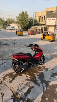 PCX • جيل أول • تايرات جدد