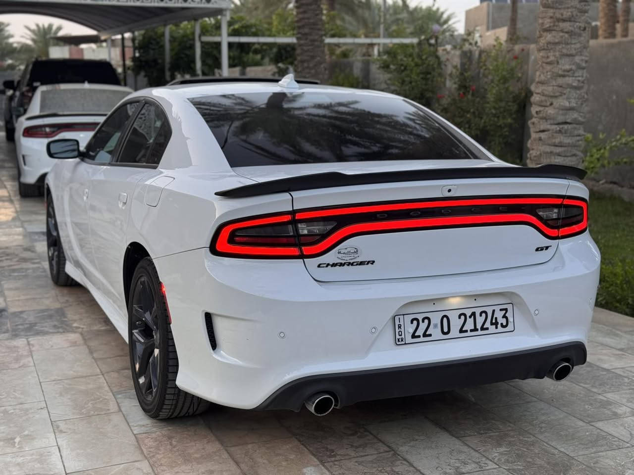 DODGE CHARGER   GT 2023
               
سعة المحرك :- 3.6vvt
المسافة المقطوعه :- 16000mi 
اللون :- ابيض  
 موديل :- 2023  
 
الموصفات

شاشه كبيره 
فتحة سقف
فرش مخمل  اسود 
كراسي كهرباء    
تشغيل عن بعد
حساس خلفي 
تحكم سرعه 
 
والمزيد من الاضافات 
 
🚗🚗   حادث السياره بنيد بارد فقط  🚗🚗

******
للاستفسار
***********
***********
