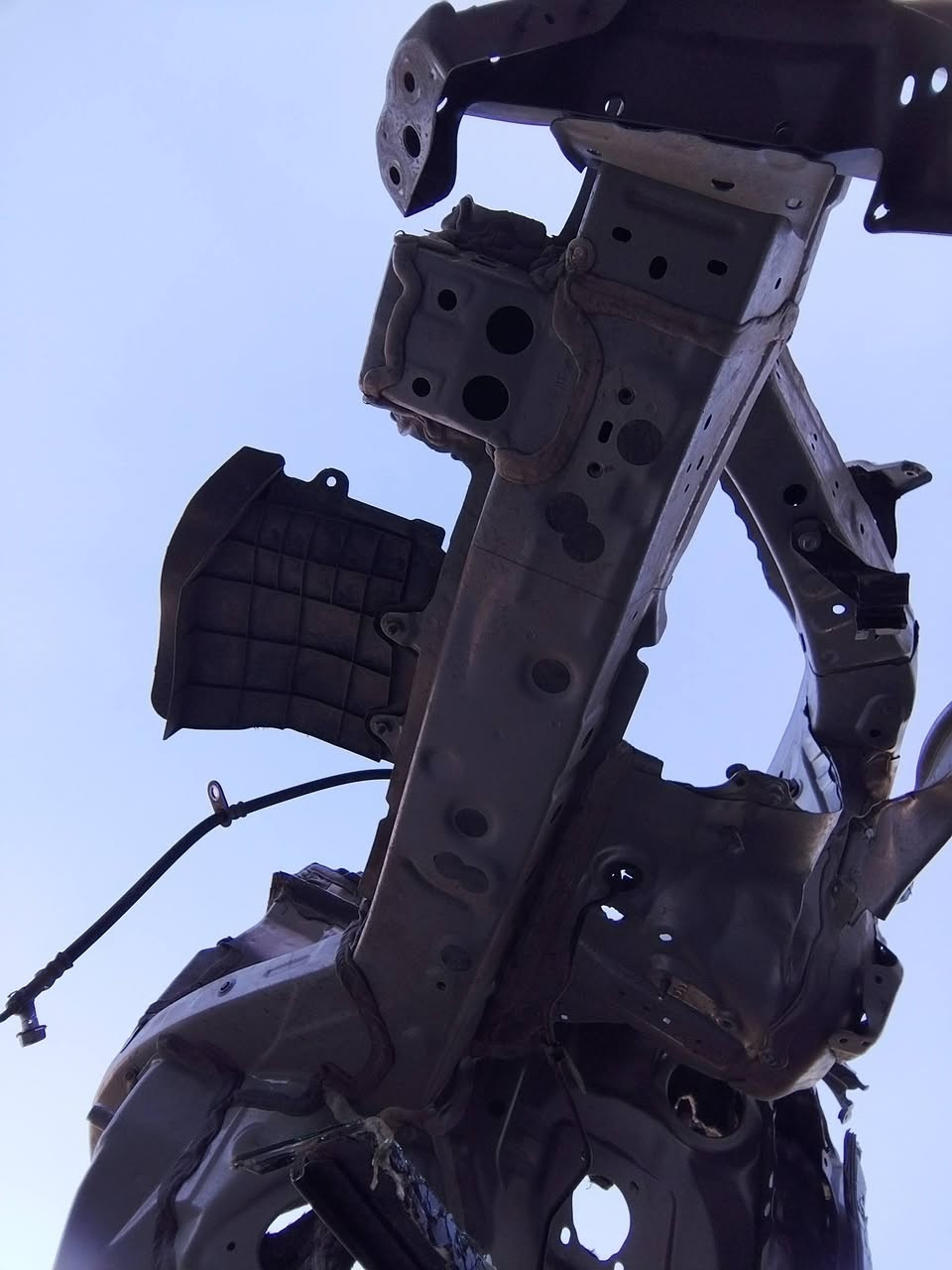 منشور للسمكريه المحترمين 
بجم راف 4  لغد وشاصي نضيف جدآ
تريد كامل تريد قطع
يوجد حوض خلفي راف 4
للاستفسار 
***********  ابو سلطان
