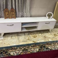 للبيع • خزانة • ديكور منزلي