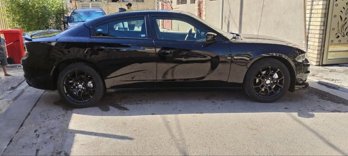 جارجر 2016 نظيفه ماشيه 85
حادث حلو 
جاملغ وبنيد تبديل وباب صدر  صبغ
فور ويل
سعر 160 وبالعافيه
***********
