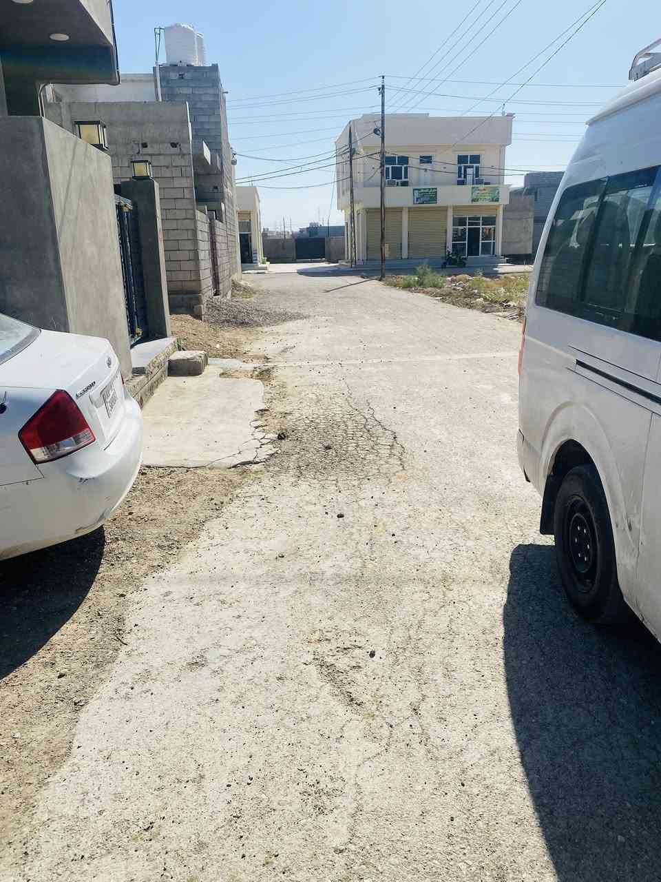 السلام عليكم قطعه ارض للبيع طابو زراعي سند 25 مساحه /150متر مكانه ام العظام منطقه متكامله بالخدمات ماء /كهرباء/مجاري/تبليط/ للاستفسار/***********
