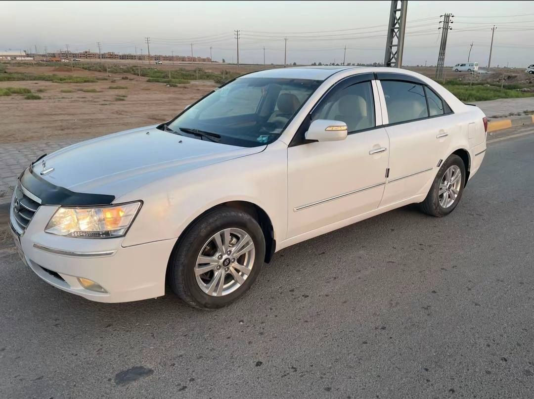 السلام عليكم
سوناتا موديل 2011🚘 

خليجي بيع او مراوس👌 

السيارة جاهزة للأخير🫥 

و جديده و ناعمه بيها ثلاث👈 

 قطع رش بدون دواخل فقط

عنوان السياره واسط صويره😶‍🌫️ 

محرك 2000 🚀 

***********
