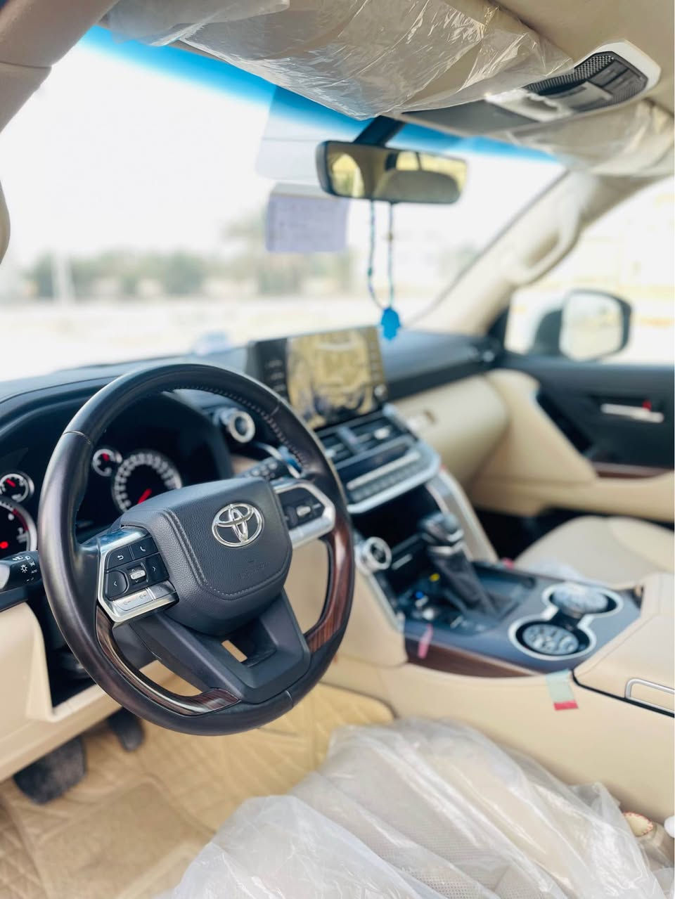 لاندكروز جكسارة GXR 

موديل2023 للبيع 

ضمان شركة ساز  SAS

لون ابيض 

ماشية ٣٠ الف فقط ب

السيارة جديدة كلش بعدهة بريحة الشركة كفالة عامة 

كفاله عامه من الشخط 

رقم سليمانية تحويل مباشر ومضمون 

مكان السياره النجف 

سيارة جديده بمعنه الكلمه  

السعر 700 وبيهة مجال بسيط 

رجاءا فقط الجاد بالشراء يخابرني وبخدمتكم
*********** النجف, العراق
