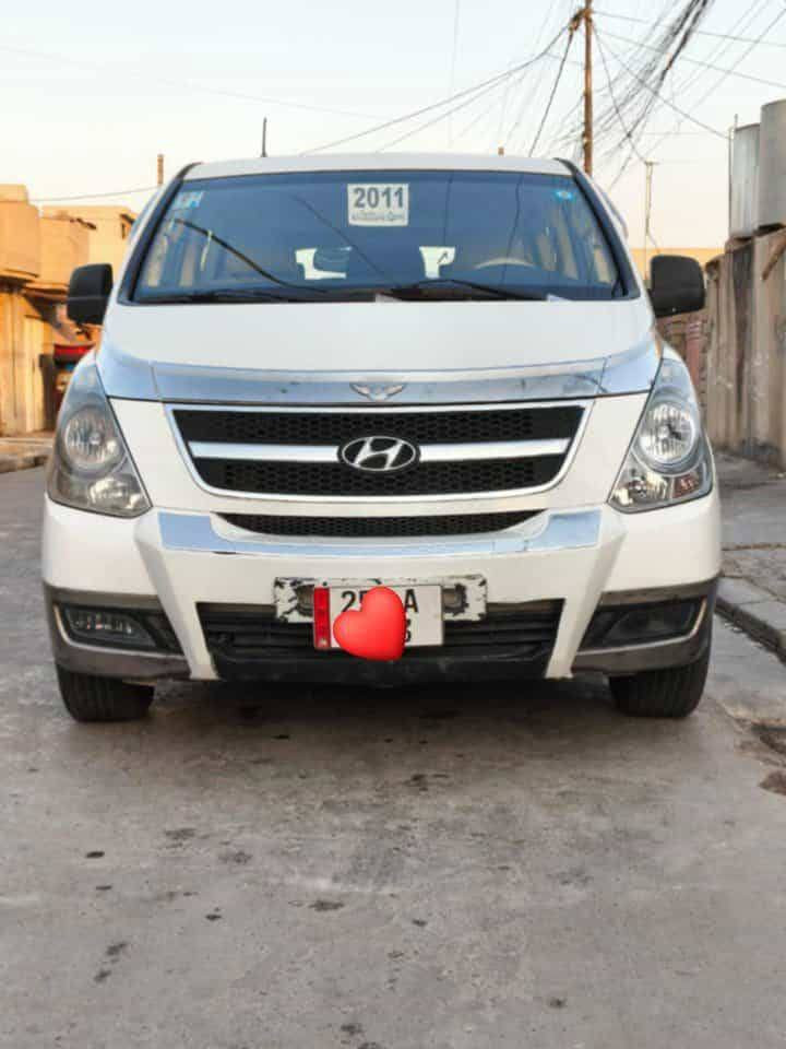 السلام عليكم استاركس مفتوح موديل ١١ بدون صبغ وبدون ضرر  رقم كركوك انكليزي محرك
هيئة وضريبة مصفرة 
سعرها ١٥٥
***********
