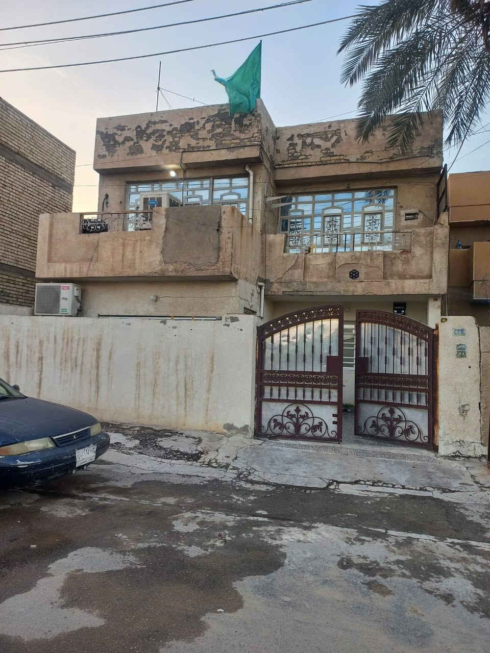 يعلن مكتب ركن الباديه للالعقارات عن بيع دار مساحه 104 متر واجه 8 ونص شارع عريظ موقع مميز في بغداد الجديده شارع المسبح خلف جامع ذات النطاقين الاستفسار الاتصال على الرقم *********** واتساب مكتب ركن الباديه للالعقارات
