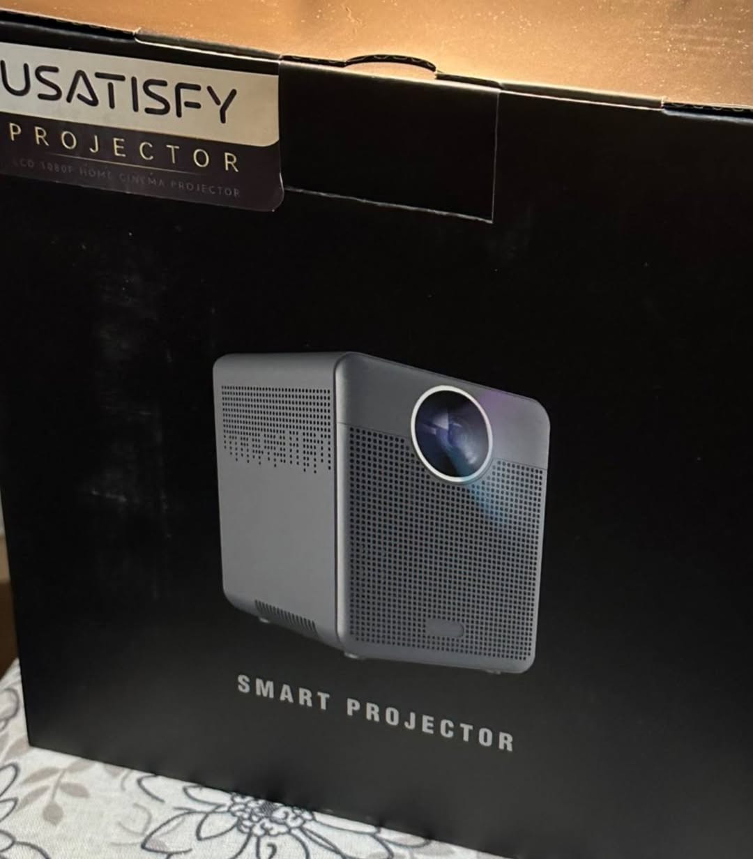 Smart Android FHD 1080p
محكم بل كامل عدم دخول الغبار 👍👍 ألوان ورؤية حقيقية واقعية 
الصوت مجسم من شركة دينون👍
متوفر حاليا 5 قطع فقط  جديد شركة 
التواصل فقط عن طريق الخاص 🫡


**إذا كنت صاحب هذا الإعلان وتريد حذفه لأي سبب، رجاءا أرسل رسالة إلى الدعم الفني**