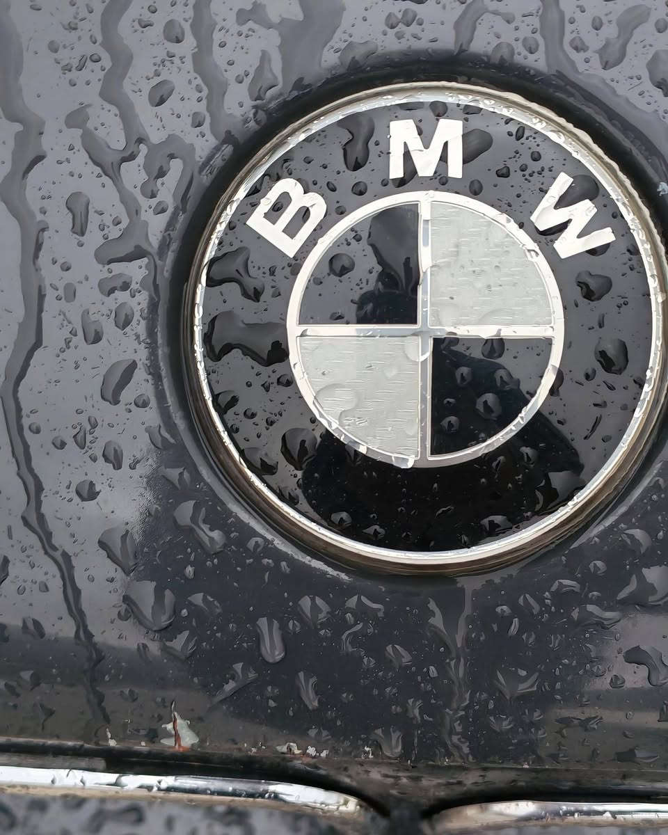 السلام عليكم ورحمة الله
BMW525   1991 اصل 
فول اتوماتيك  شرط كير او محرك
دبل AIRBAG
صبغ جمالية لون مميز  اسمنتي (رصاصي)
ثلاث وضعيات للقيادة(❄️-S-E)
طخم الأمامي والخلفي معمر
ويل كب خلية جديد
كهربائيات شغالة
السيارة باسمي هزة جديدة رقم نينوى جديد
شرط التحويل
مكان السيارة  موصل - الايسر

تفاصيل أكثر خاص


**إذا كنت صاحب هذا الإعلان وتريد حذفه لأي سبب، رجاءا أرسل رسالة إلى الدعم الفني**