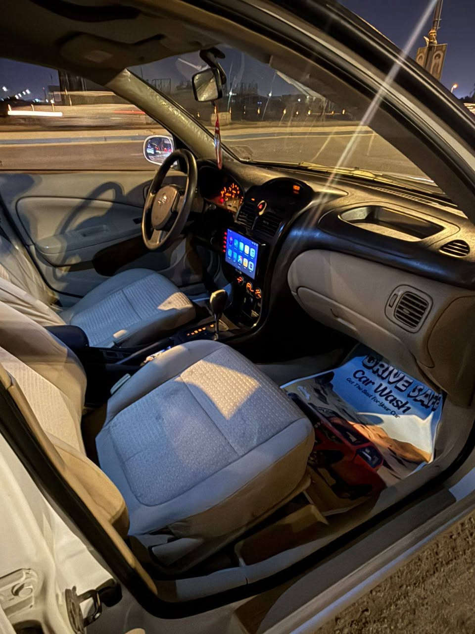 مكفوله كفاله عامه ضربه وصبغ وتبديل شرط الفحص والتحويل 
نيسان سني موديل مقدس كوري اصلي ٢٠١٣
لون أبيض خليجي 
رقم دولي أنكليزي جديده وهزه جديده 
محرك ١٨٠٠ ممتاز 
كير اوتوماتيك ممتاز 
دواخل عسلي ارضيه جلد طقم تاير لوك بطاريه جديده حداديه شرط زيرو كهربائيات فول سياره اقتصاديه جدا بصرف الوقود 
تلفزيون اواكس جام اوتوماتيك لايت زنون 
سياره مال بيت شرط احلى من الصور 
مكاني بصره 
***********واتساب 
اعتذر من الخاص واتساب واتصال فقطط 
السعر ١١٥ بيع او مراوس
