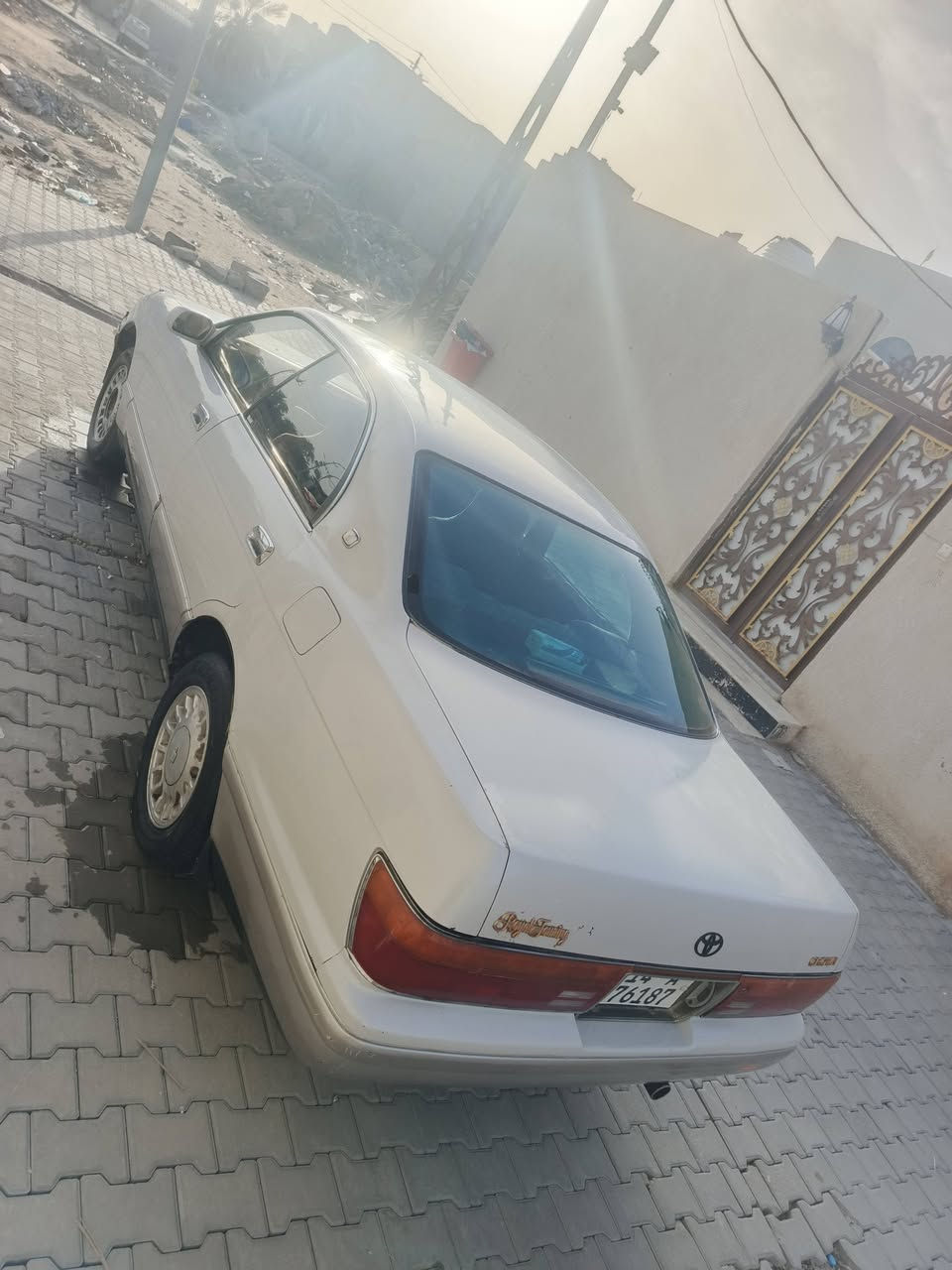 ياالله بطه كراون للبيع مكفوله من العيب الشرعي ومكفوله من الكصه والضربه والنقل الجثه  السيارة  بسمي وتحويل ثاني يوم  بيه بس بابين مضروبات وعلى وضعيتهم مامصلحهم السيارة رقم انكليزي الجديد والسنويه لسنة 29 الكير والمحرك مكفولات والسعر 58 ورقه الاتصال بالهاتف ***********
