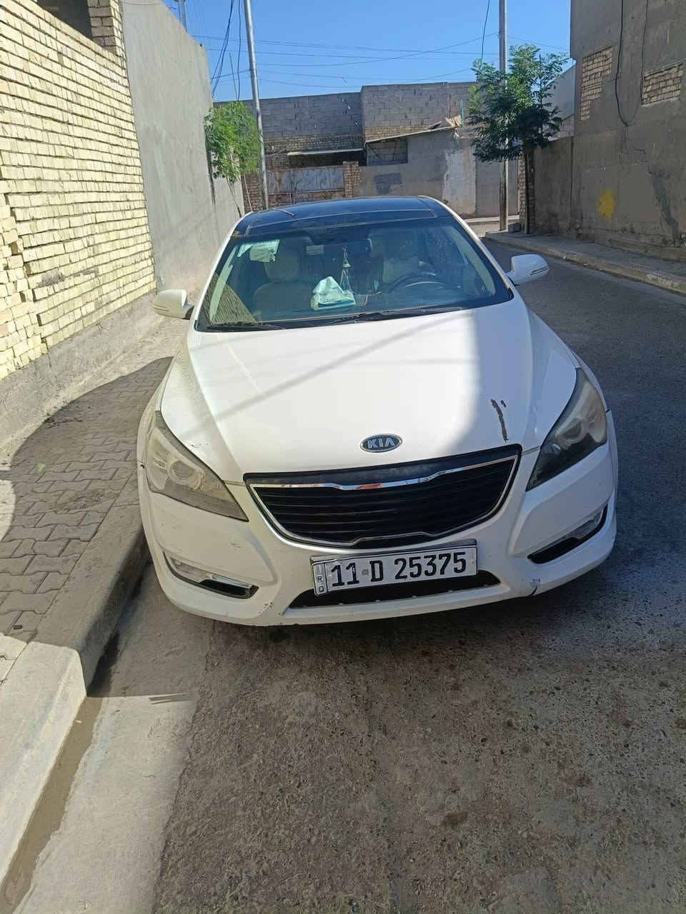 السلام عليكم
كيا كادينزا خليجي موديل 12 

محرك 6 حجم 3500

فول مواصفات 

بصمة تشتغل 

بصمة ابواب 

كشنات جلد 

مري قلاب 

بانوراما 

بردة خلفية 

وبعد بيها مواصفات 

گير مكفول ما مفتوح محرك مكفول ما مفتوح 

السيارة بيها صبغ الجاملغ الامامي  الأيمن 

نواقص السيارة صدر بس مو كلة تعبان بس رواط وبوش 

وينراد دعامية امامية مو حلوة 

مكان السيارة بغداد المدائن سلمان باك 

السعر 102

*********** اتصال

*********** واتساب

