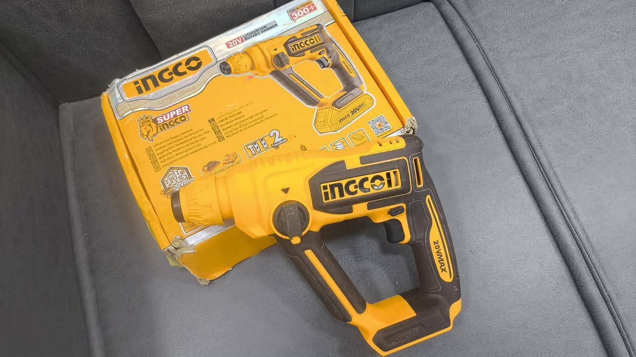 مميزات دریل INGCO قوة عالية وأداء ممتاز بالحفر قبضة مانعة للانزلاق وثبات عالي أثناء الشغل
يتحمل الشغل القوي والاستخدام

مميزات دريل INGCO قوة عالية وأداء ممتاز بالحفر

نظام شاكوش قوي للحفر بالكونكريت

***********

مستخدم حوالي سبوعين فقط الدريل بدون ملحقات فقط براين تجي ويه بدون بطاريه وشاحنه

سعر 50 الف قفل

بغداد لزعفرانيه شارع الكهرباء
