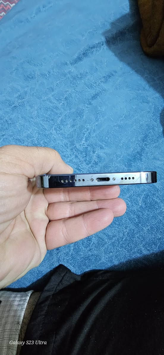 السلام عليكم آيفون 12 برو ماكس ذاكرة 256 شرق اوسط عربي نموذج M بطارية  71 ما مبدل بي شي ما ويا اي ملحقات السعر 350 قفل  مكاني بغداد للستفسار ***********
