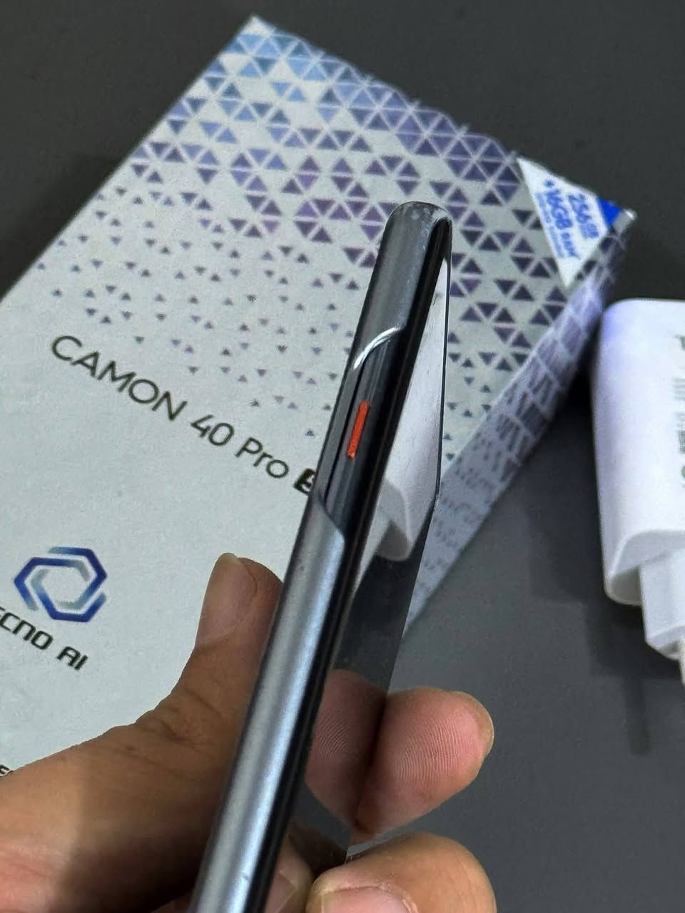 ادور مراوس مع بوكو X5 برو
او سامسونك قوي وين الي يدور ٩٠ فريم(اكستريم+)
تكنو كامون 40 برو 5G
ذاكرته ٢٥٦ رام ١٦ 
معالج دايمستي٧٣٠٠ طيارة
شاشه سوبر  امولد ١٤٤ هيرتز
بطاريه ٥٢٢٠ مع شاحن سوبر جارج ٤٥ واط
من الصفر لل١٠٠ فقط ٢٠ دقيقه
سماعاته ستيريو دبل سماعة صوت عالي ونقي
باللعب يعجبك سلس ومريح للاعصاب
لون مميز نفطي مشجر
الجهاز نظيف ومكفول من كلشي عدا ضربة بسيطة بالشاشه مضمونة وماماثرة علي خلاص وي الضمان 
مكاني فلوجة


**إذا كنت صاحب هذا الإعلان وتريد حذفه لأي سبب، رجاءا أرسل رسالة إلى الدعم الفني**