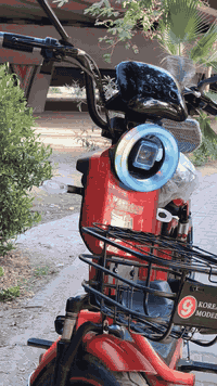 دراجه شحن جديده صار 20 يوم من اخذتها ب650 جديده نضيفه اريدها 525 وبيها مجال
***********
