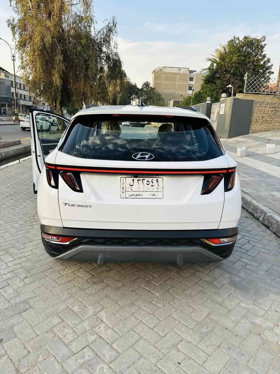 سلام عليكم 
توسان 2024 ماشيه 36 الف مكفوله كفاله عامه 
فول عدا البنراما جديده جداً 
مكاني  الكاظميه 
السعر 21400 و بيهه مجال 
***********
