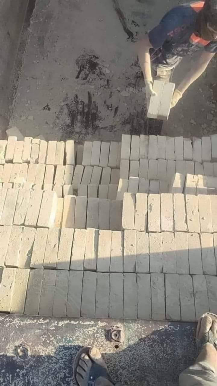 طابوك للبيع يوجد  #طابوق معامل العمارة  عدد 8000طابوقه #وزياده500 #ويوجد #تك 4000وزياده# 250 ويوجد كسر للبيع  اتصال  على الأرقام التاليه أو مراسله عل واتساب  *********** // ***********
نوع بيرنا (الطيب-العماره)  
ونوع انجكتر. قوه ولون وعدد كامل وقالب واحد  للاستفسار ومعرفه السعر فقط عمارة, ميسان
