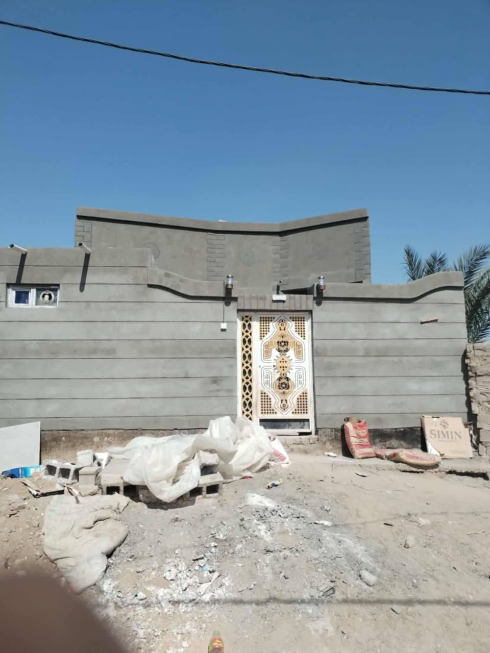 بيت للبيع طابو صرف في الحمزة الشرقي منطقة ابو حشيش ال2
المساحة 150
مطلوب مبادرة 50 مليون التسديد 350 الف 
بي غرفتين ومطبخ وصاله وصحيات داخلية وخارجية 
السعر 75 وبي مجال الاتصال على الرقم 
***********
