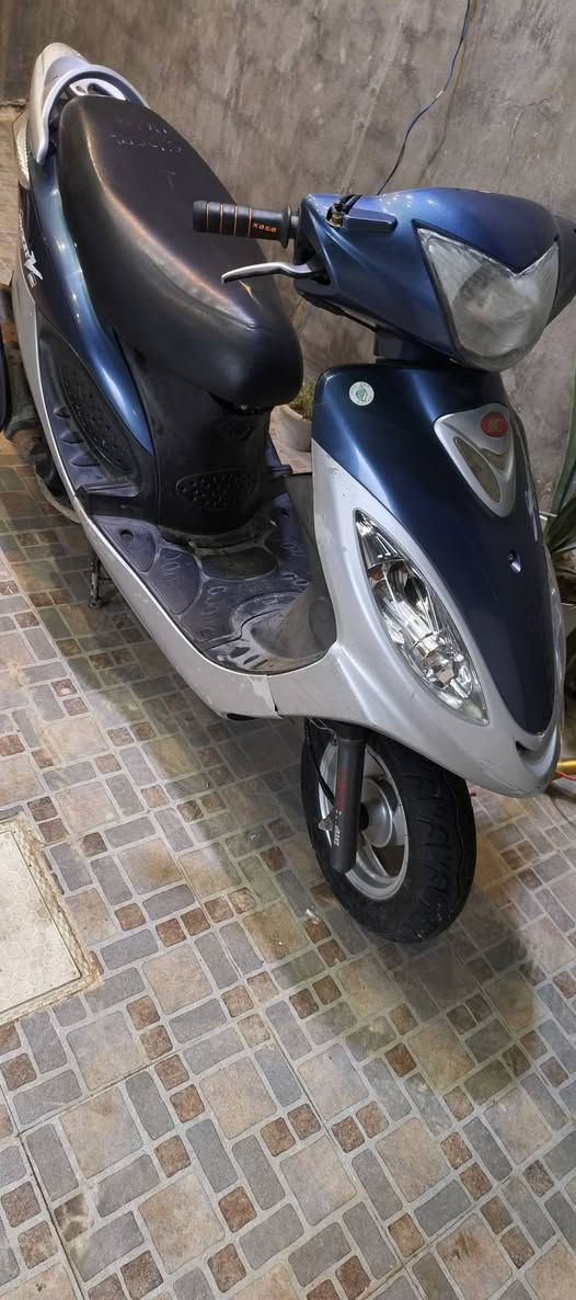 سلام عليكم دراجة كامكو V2دراجة نضيفه مامفتوحه شرط مال حاويه مديل 2013
دراجة على فحص للبيع او مراوس وسعر خاص اذا مو شراي لا تعبني للستفسار مراسلت الصفحه او الاتصال على ***********
