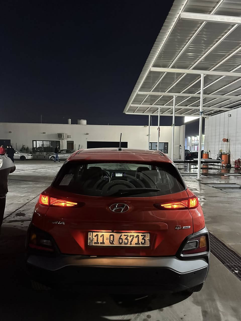 كونا
2020
لون مميز
ماشيه 35mi
السياره جديده جداً 
حداديه 100
كير ومكينه 100
بدون حادث تخريب وشخوط 5 قطع صبغ.
مواصفات
محرك 2000 
شاشه
3 انظمه قياده
كامره خلفيه
المواصفات المعروفه
مكاني بغداد الكرخ
السعر129 وبيه مجال
للاستفسار *********** 
موجود واتساب
