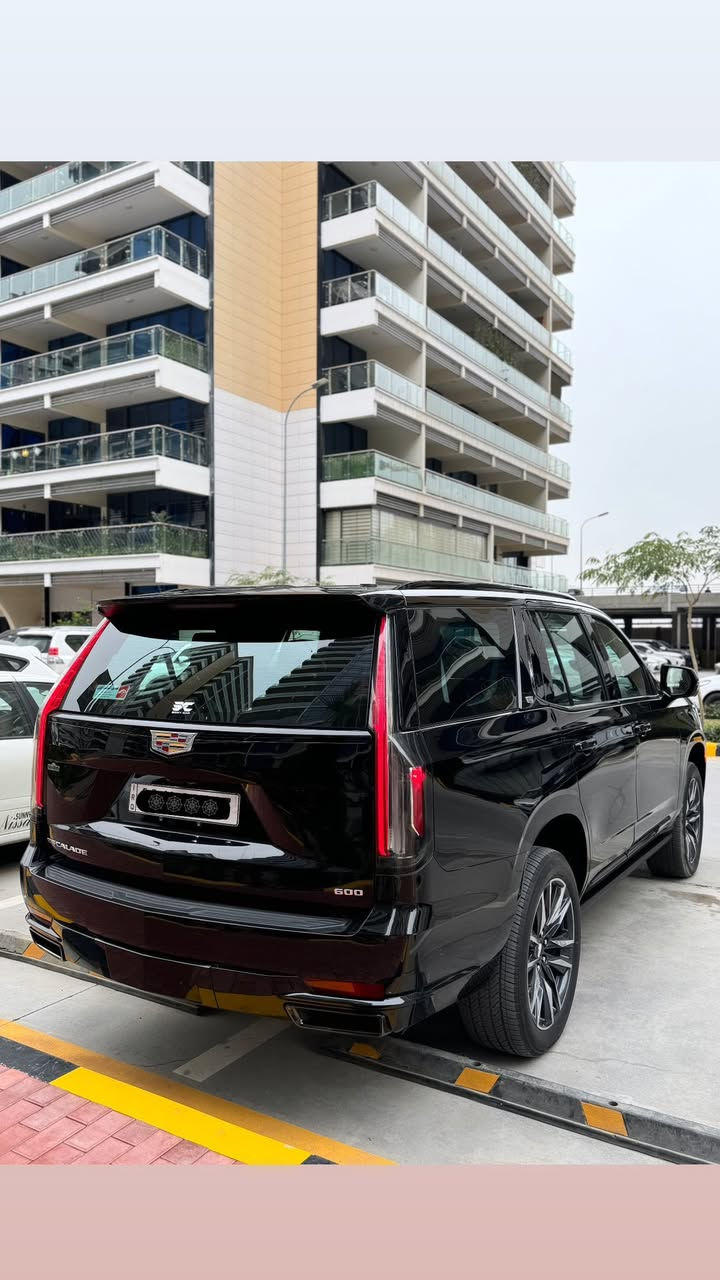 "" كاديلاك 2024 Cadillac Espresso ""
وكاله المنصور داخل الضمان اخت الزيرو 
ماشي 9 فقط مغلفه PPF ضمان رقم بغداد 
اعلى فئه كراسي مساج سماعات 36 فول 
ترهم بيع او مرواس حسب القناعه ....💎
-------------------------------------
المواصفات اعلى فئه اسبرسو 1/1
جكات 
بانوراما
بيبان شفط 
جنطه شفط 
كراسي مساج 
كامرات عدد 5 
سماعات عدد 36 
هند بريك بصمه 
كراسي تدفئه تبريد
كشنات خلفي vip 
تشغيل عن بعد 
كامرا ناضور ليلي 
رادار حساسات 
نقطه توقف ذاتي 
الى اخر معروفه المواصفات 
-----------------------------------
مكان السياره بغداد كفاله عامه من الشخط 
الرصعه البارد الصبغ الدبل كود كفاااااله بيها 
سونار ايضا جديد الشراي الجناي يتصل 
او واتساب الرقم : ***********

