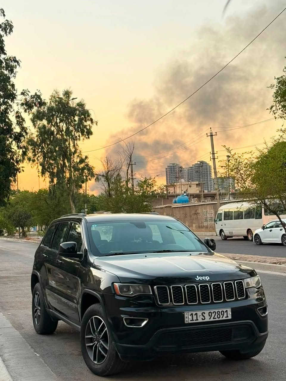 جيب كراند وارد امريكي.
موديل (2020).
لون اسود.
ماشية (122km الف) فقط.
صور الحادث موجوده بالصور بالاخير.
مكينة كير حدادية كفالة عامة.
تفاصيل البدي:- مبدل جاملغ ونص البنيد صبغ. سونارين موجود عندي
دواخل سليم. بدون دبل كود بدون شاصي بدون لغد.

رقم بغداد تحويل مباشر.
الموقع بغداد. الكرادة.
السعر (200$) فقط.
للاستفسار اكثر الاتصال او مراسلة واتساب:-
 
***********
