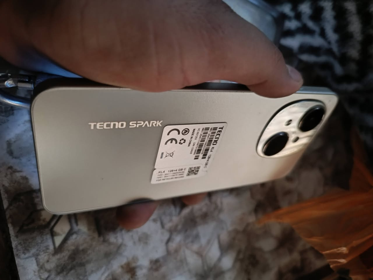 السلام عليكم تكنو ذاكره 128 جهاز مكفول من تصليح مال بيت  
سعر 90 مكاني الزعفرانية ***********
