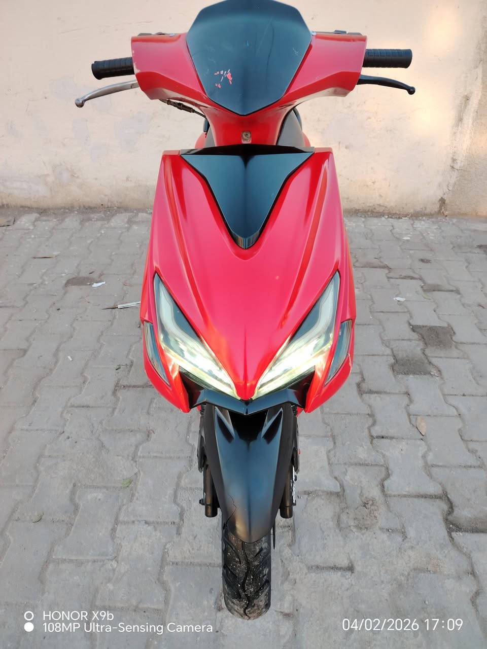 دراجه سكنس مكفوله برغي مامفتوح بيهه احلى من الصور *********** سلف لايتات شلعه كامله من كلشي سعرهه 325 بيه مجال
