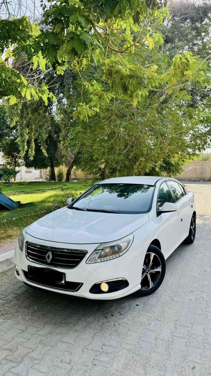 رينو سافران 2016
وارد خليجي  بيه قطعتين بارد فقط السيارة نظيفة و جديده كلش 

مكينه 2000 

بصمه 

ب اسمي رقم كربلاء ومكانه كربلاء 

سعره 98 وبيه شويه مجال 

رقم تلفون ***********
