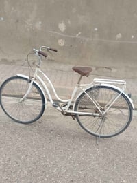 ياباني اصلي • مقاس ٢٧ • قابل تفاوض