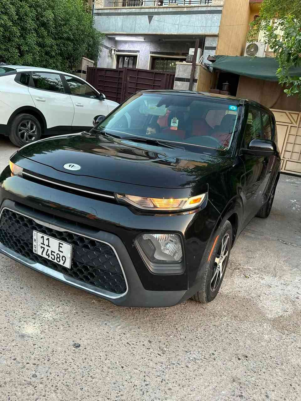 السلام عليكم كيا صول موديل 2020 وارد امريكي حادثها دعاميه اماميه فقط بدون لا صبغ ولا بارد موصفات صول اعتياديه 
محرك 2000 دوش
كير ATM
السعر 117 ورقه وبيها مجال بسيط 
مكان بغداد شارع فلسطين
للاستفسار أو لاتصال ***********
