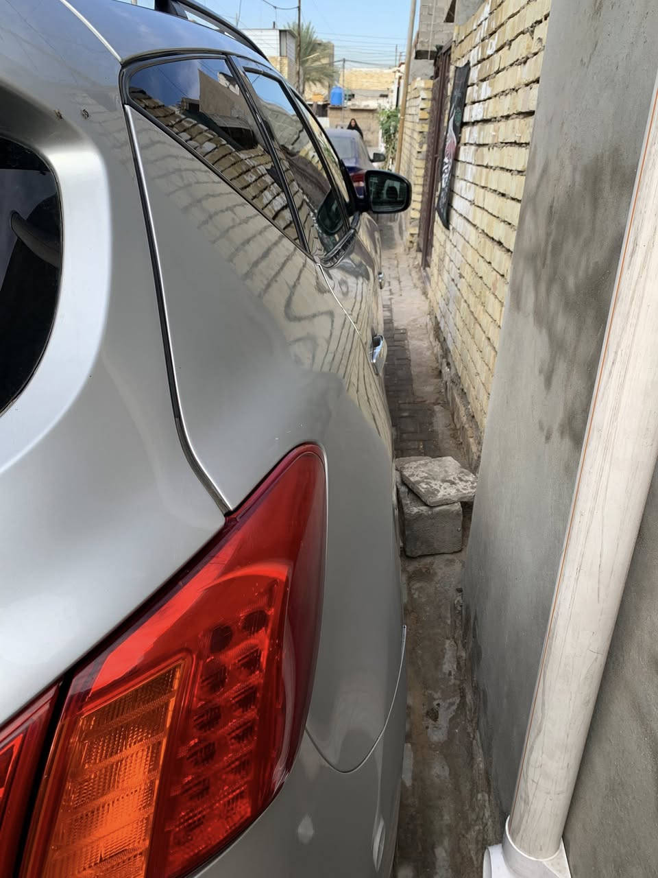 مورانو 2009 وارد امريكي بدون غرق حاث جاملغ وجزء بسيط من الباب الامامي جهة السايق والباقي كلها ليبل واحد سيارة جاهزة من كل شي عدى تبخير بسيط جدا بالصالنصة ومن قبغ المحرك والقطرة لا بخار ولا نفخ ونضوح جدا قليل من صوندة الباور صارلها اكثر من سنة عندي وهذا وضع محركها تطلع بيها وين ماكان السعر 75 وباسمي المكان بغداد قرب مستشفى الشعب الجديدة


**إذا كنت صاحب هذا الإعلان وتريد حذفه لأي سبب، رجاءا أرسل رسالة إلى الدعم الفني**