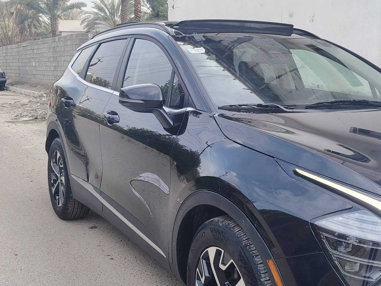 السلام عليكم للبيع سبورتج ٢٠٢٥ مكينه ٢٥٠٠ حادث بنيد جاملغ ايرباك دركه فقط صور حادث بل منشور سعر ١٩٥ بيهه مجال قليل *********** شهداء البياع
