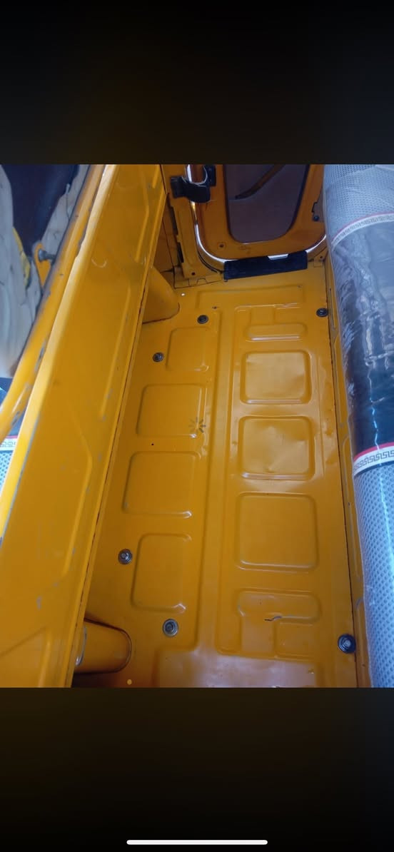 السلام عليكم
تكتك 2021 شهر 11 كفاله كشر ومكينه السعر 8200
مدينه الصدر 
الهاتف ***********
