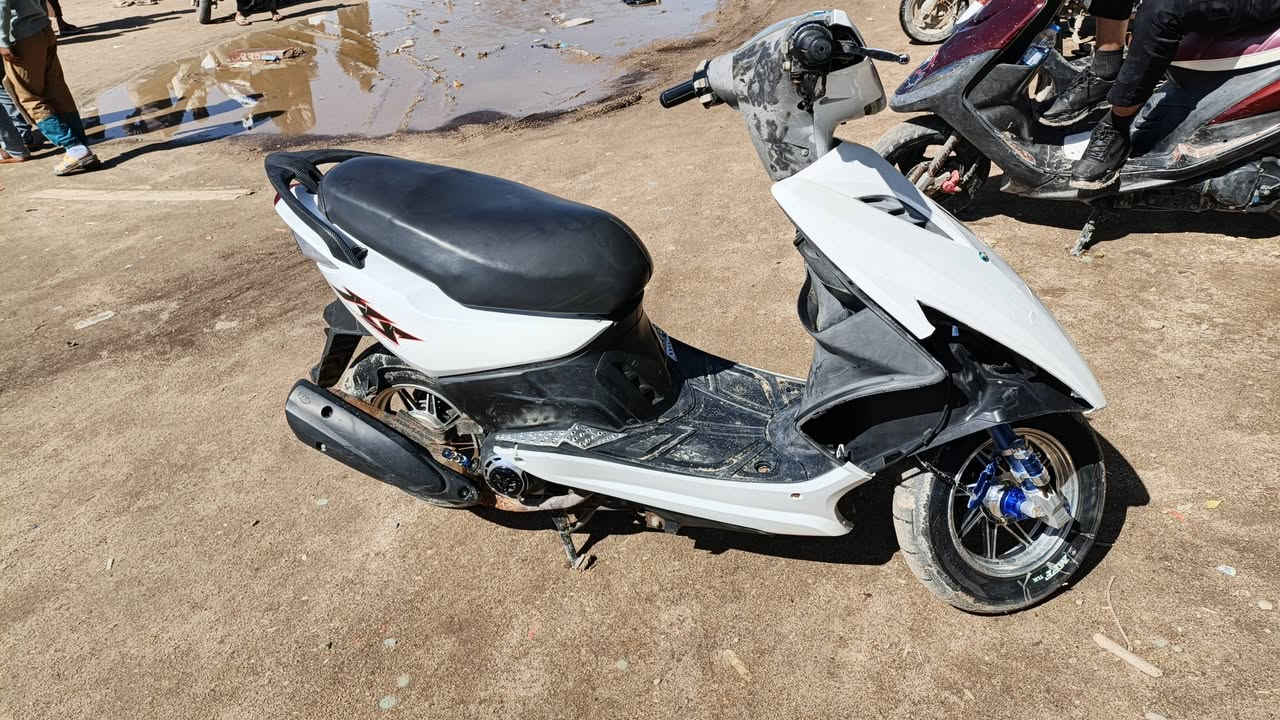 دراجه ماكس مضلع مكفلوله ماعدا الكفر سعر 650وبيها مجال لشراي 
***********
