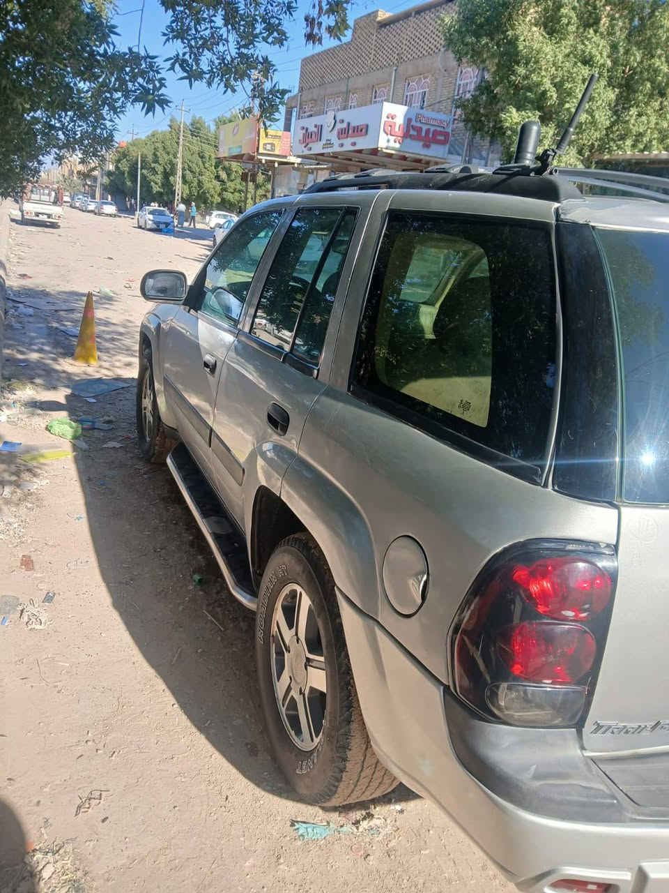 السلام عليكم بلايزر 2005 رقم بغداد مراوس عادي
انكليزي جديد سنوية مجددة بسمي

 تحويل نفس اليوم كير محرك صدرة باتري دسكات عينة دشبول  كلة جديد  مصبوغة حزام جماليه فقط  تبريدتدفىه كله شغال وباقي السيارة ترايك وين متريد لاي استفسار الاتصال ع الرقم ***********  اتصال السعر 90وبيه مجال بالخدمة
مكان نجف
