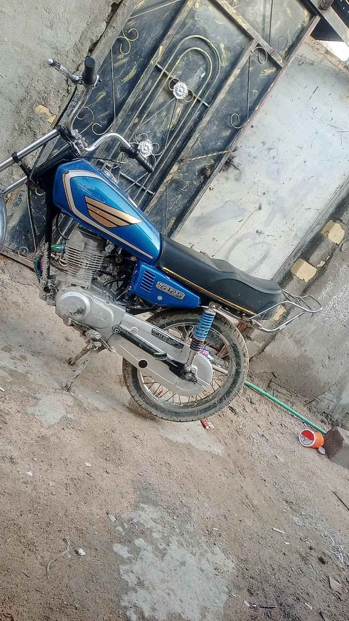 ادوات للبيع دراجه مديل ٢١ نامه ب٤٠٠ وبيه مجال عنوان خمسه ميل


**إذا كنت صاحب هذا الإعلان وتريد حذفه لأي سبب، رجاءا أرسل رسالة إلى الدعم الفني**