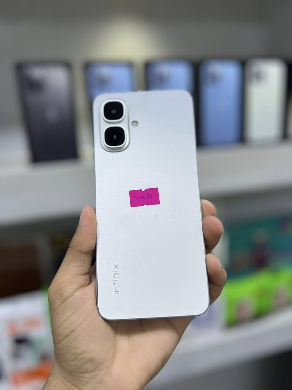 الرفاعي شارع الموبايلات مركز تفاحه للموبايل 
***********علي💙.
