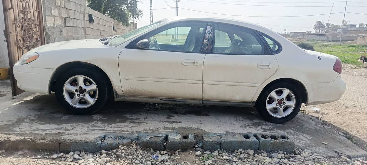 سلام عليكم ورحمه الله وبركاته سياره فورد موديل 2000 رقم ديالى سنويه ل 30 سياره كير محرك شرط كهربائيات كله شغاله باتري جديد تواير جدد محرك كورله سياره جاهزه صبغ لجمالي سياره دخلهه كلش حلوه بعده ع وضع شركه سعرهه 45وبيهه مجال مراوس حسب القناعه مكاني قضاء قرتبه رقم الهاتف ***********
