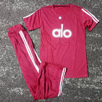 طقم نسائي (Alo) صيفي مريح وعملي ✨ 📐 القياسات: من M إلى 2XL 💵 سعر القطع...