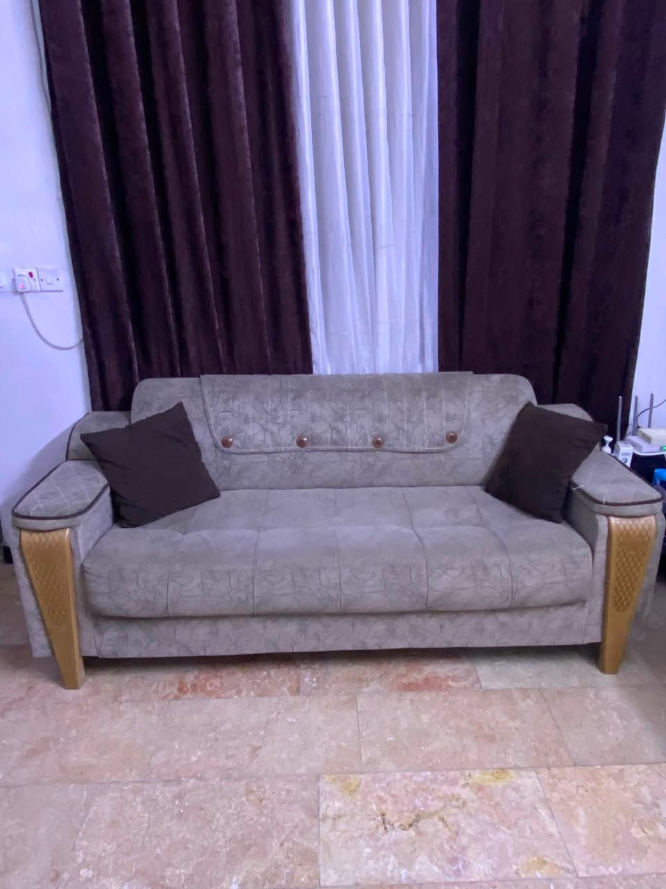 تخم تركي للبيع مكان بغداد سيديه سعر 300وبي مجال بصيط ***********
