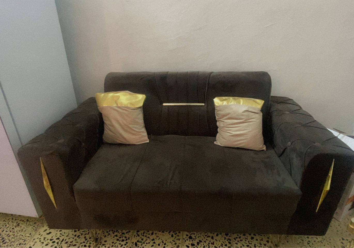 تخم 10 مقاعد للبيع مع الطبلات 350 جديد  اشتريته قبل فترة وهسه اريد انتقل لغير بيت


**إذا كنت صاحب هذا الإعلان وتريد حذفه لأي سبب، رجاءا أرسل رسالة إلى الدعم الفني**