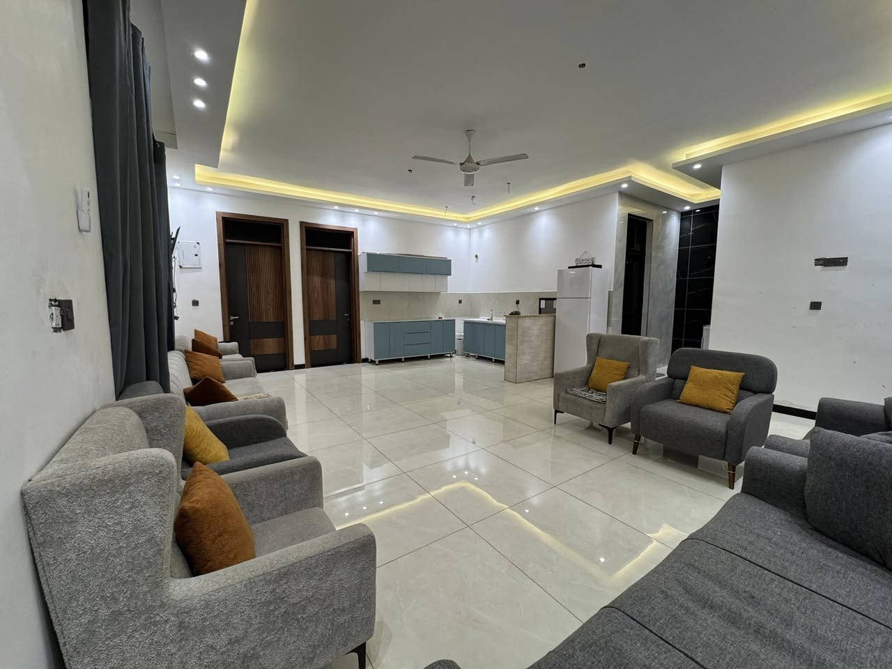 ✨ عيشوا الفخامة والهدوء بمزرعة ريڤيرا ✨
حجوزات متوفرة طيلة أيام الأسبوع للعوائل والشباب وجميع المناسبات،

أجواء طبيعة ساحرة، خصوصية عالية وتجهيزات متكاملة تليق بأجمل لحظاتكم.

📲 للحجز والاستفسار مراسلة واتساب: ***********
