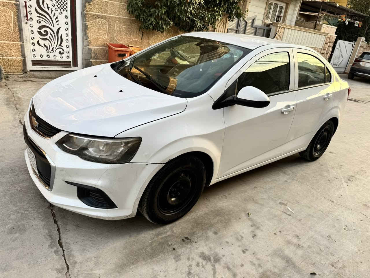 سلام عليكم افيو موديل 2018
سيارة جاهزة رقم اربيل تحويل مباشر بيها جاملغ امامي بي صبغ ورصعه بلبنيد بعدها ممعدله موضحة بصور كير مكينه خير من الله 
سيارة ماشيه 80الف كيلو
مكان ديالى بعقوبه ***********
سعر 80وبي مجال
