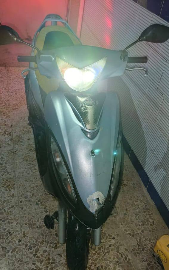 دراجه للبيع كلشي بيه يشتغل تيرات جدد سعر 350 معه المجال بسيط ***********عنوان ميسان
