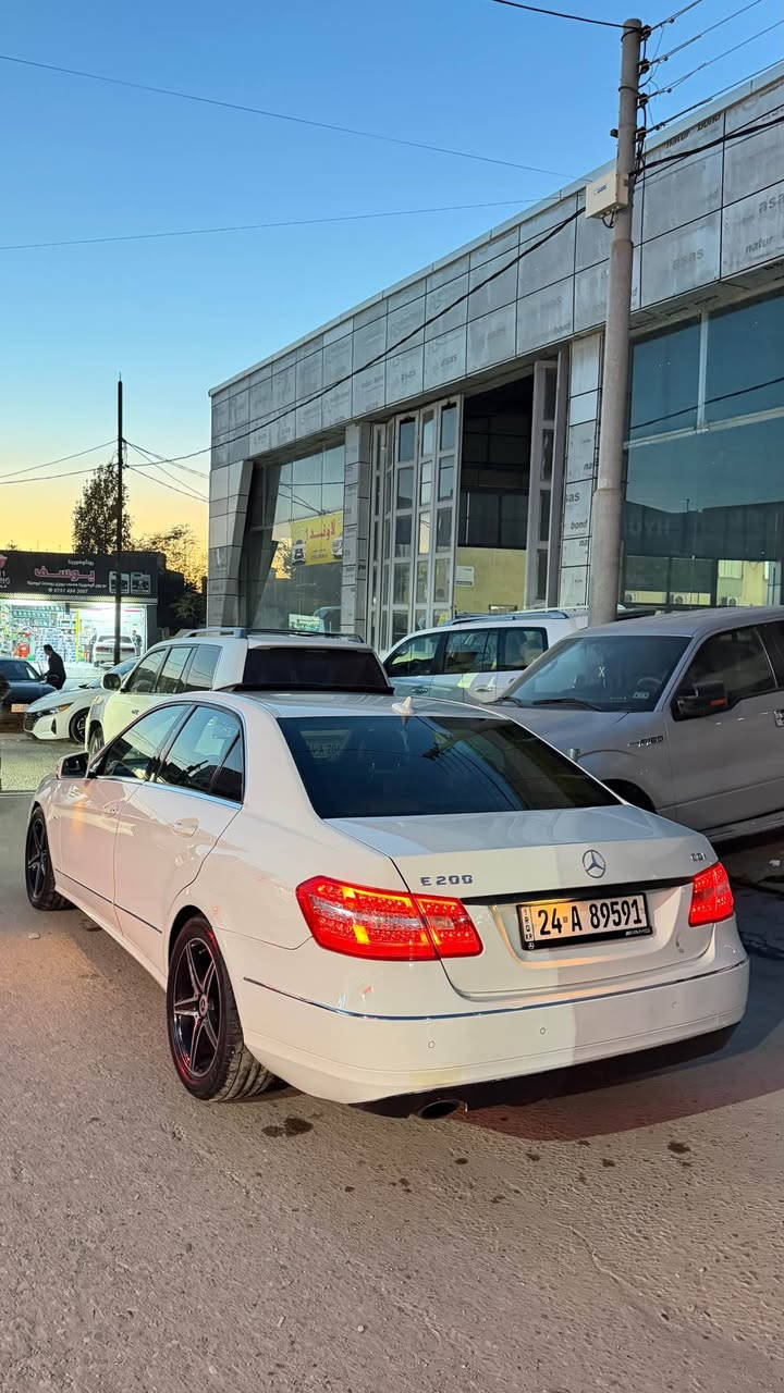 مارسدس بينز 2011 .E200
سياره فول فوله 
محرك سفر 
ما بي دعم و سبغ 
بيه شوه يه يم قپاق مال پانزين
ره قم تلفون واتساپ 
(***********)📞
سعر 140$ زاخو, دهوك
