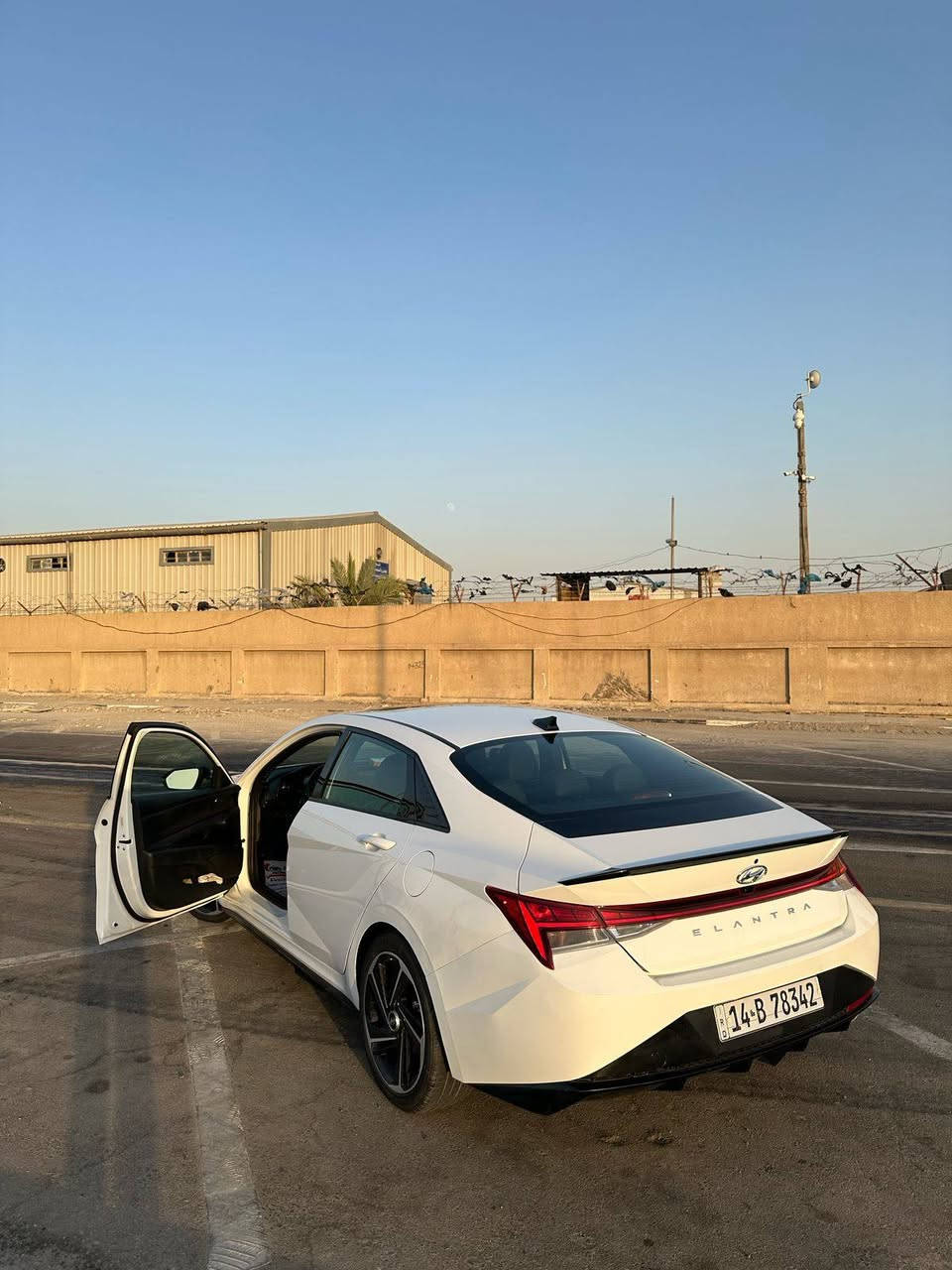 للبيع فقط... 

النترا مديل N Lien2023

فول مواصفات للأخير 1/1

محرك 1600تيربو 

فتحت سقف سلايد روف&لد نهاري وزنون اماميه لد خلفي& دخول ذكي بصمه&ترحيب عند الاقتراب&تشغيل عن بعد&كشنات جلد حضن&تدفئه بل كشنات الاماميه&تحكم كهرباء بل كشن الامامي&شاشه متصله دعم كار بلي واندرويد اوتو&تبريد مناخين منفصل&رادار امامي وخلفي وجانبي&

كامره  خلفيه 360درجه&3وضعيات قياده سبورت ونورمل وسمارت&كير شفتات بل ستيرن &وقوف ذاتي وتحديد مسار وفول تحكم ستيرن&سستم سماعات شركة boss&وبعد بيه هواي مواصفات 

رقم بصره معوقين 

سياره مال بيت ماشيه59الف فقط 

بعدهة على وضع الشركه 

تخم تاير جديد نعومه بدون دويه 

وقياس عالي يعني ما يصير بي عنجوره وصور الحادث اتصل وبيك خير وتدلل 

السعر اتصل وتدلل من عيني 

وتساب واتصل 

***********
