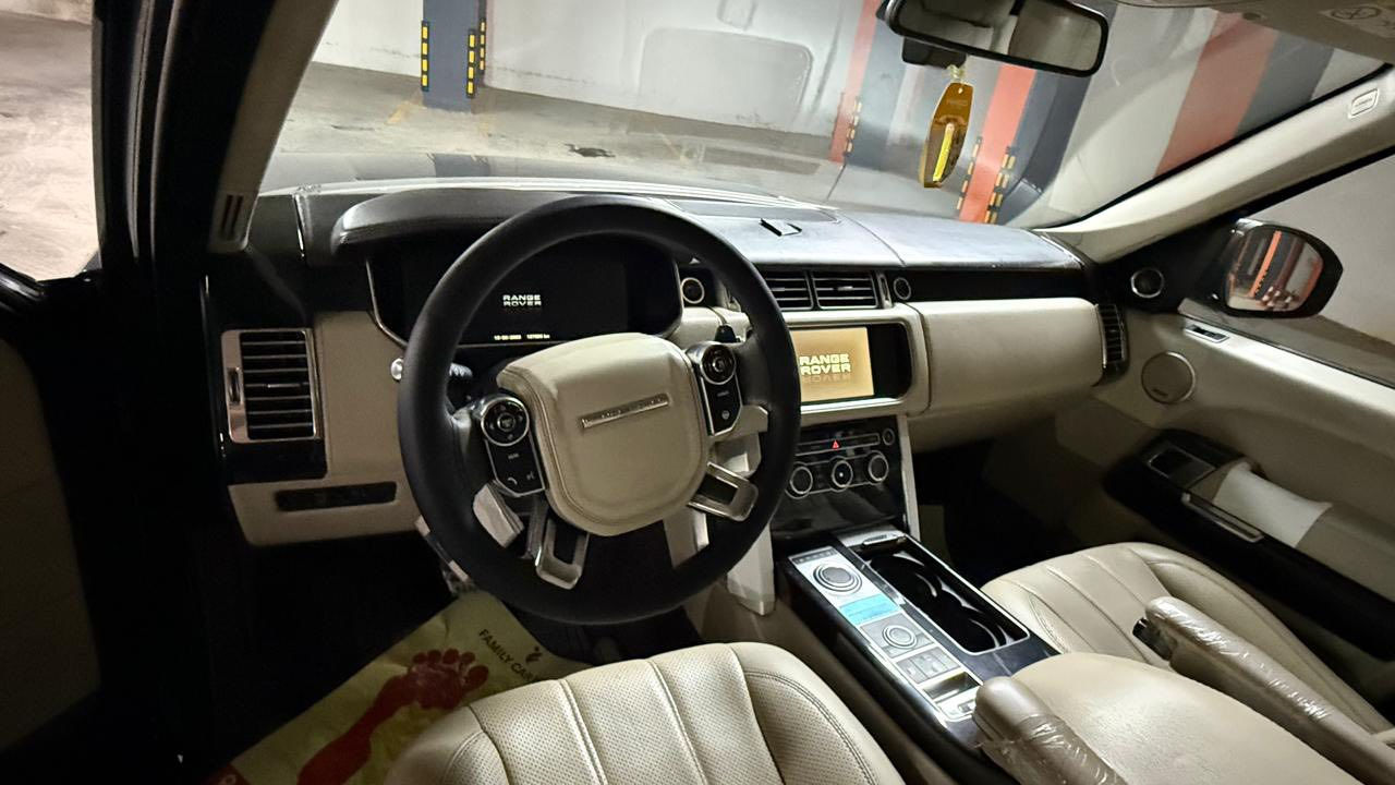 السلام عليكم رانج موديل 2017 كلين في ايفي فول الفول بنارامه صدر جديد محرك 8سلندر سوبر  بيع  ومراوس حسب القناعه مكاني اربيل ***********
