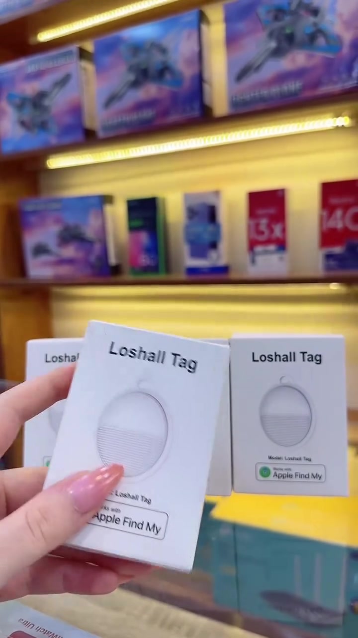ضيعت مفاتيحك ؟
‎نسيتي جنطتج بمكان؟
‎Loshall Tagوفرنالكم جهاز التتبع الذكي 😍
يعتمد على شبكة أجهزة Apple القريبه 
حجمه صغير وخفيف
 يصدر صوت حتى تلقاه بسرعه 
بطارية تدوم لفترة طويلة 🔋 
تكدر تربطيه بالمفاتيح البيت او السياره🔑
او تحطي بجنطه 👜
أو حتى تربطه بحيوانك الاليف🐱
السعر 11 الف مع توصيل الى جميع محافضات العراق واذا تاخذ قطعتين 16 مع توصيل


**إذا كنت صاحب هذا الإعلان وتريد حذفه لأي سبب، رجاءا أرسل رسالة إلى الدعم الفني**